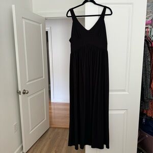 Black maxi dress / gown